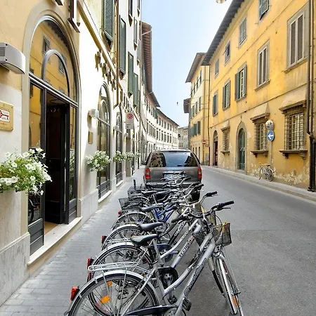 Bologna 4* Пиза