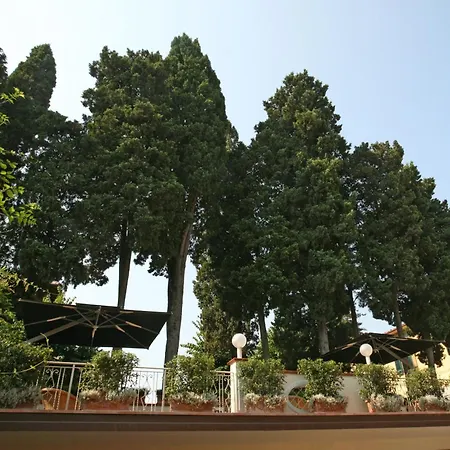 Bologna 4*